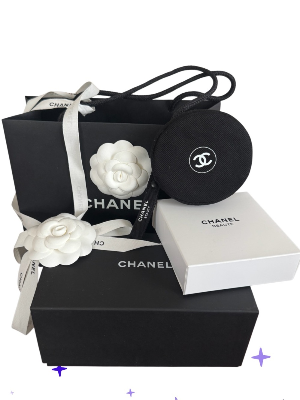 CHANEL CANVAS ROUND CHANGE PURSE WHITE  GIFT BOX BLACK GIFT BAG GIFT BOX RIBBON